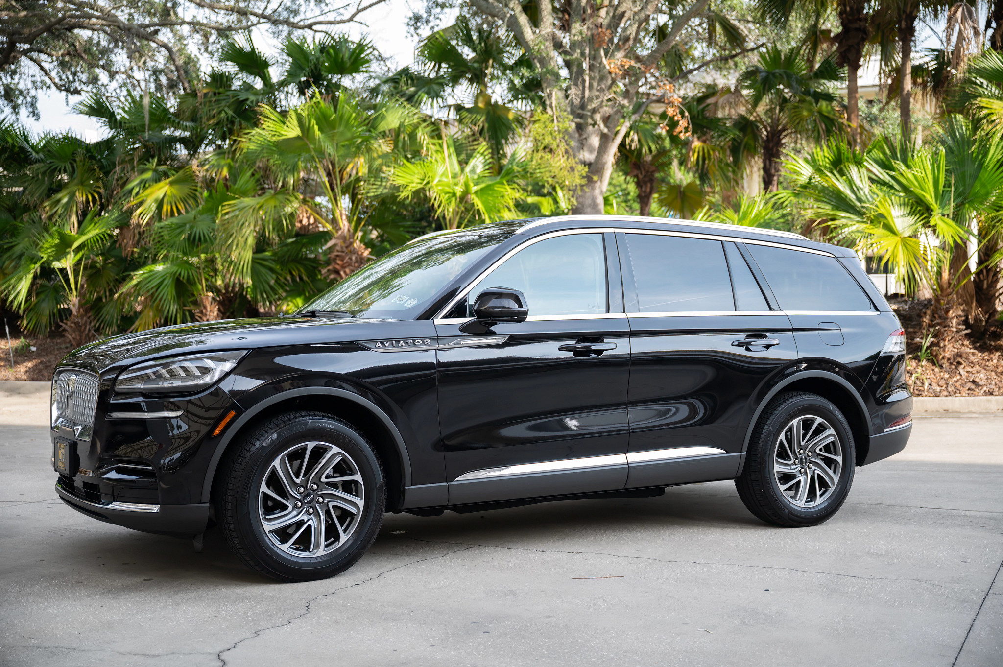 5152-lincoln-aviator.jpg