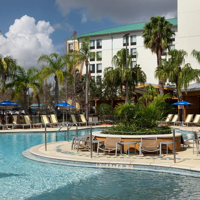 85305_pool.jpg